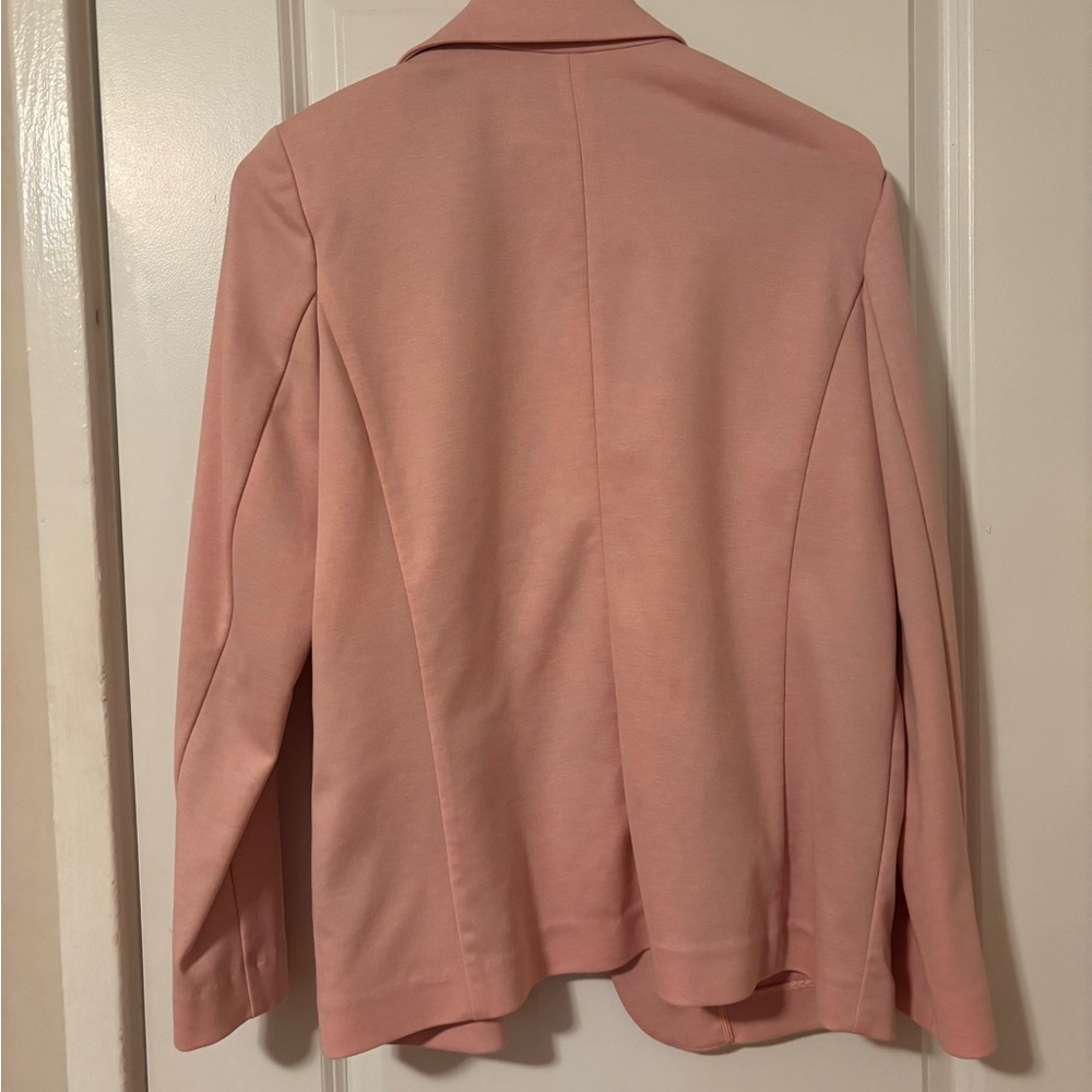 Women's Pink Blazer ✨2 FOR 25✨ - Picture 2 of 3